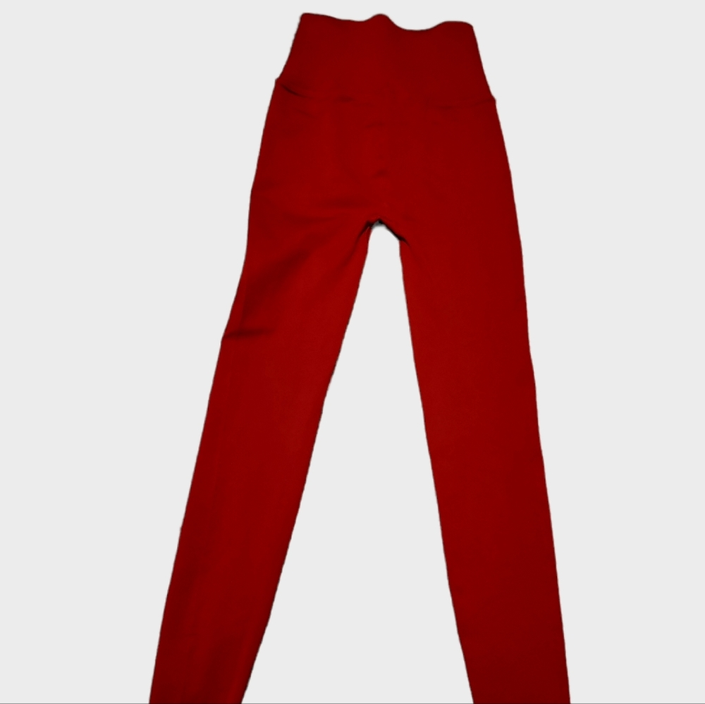 Red fabletics leggings